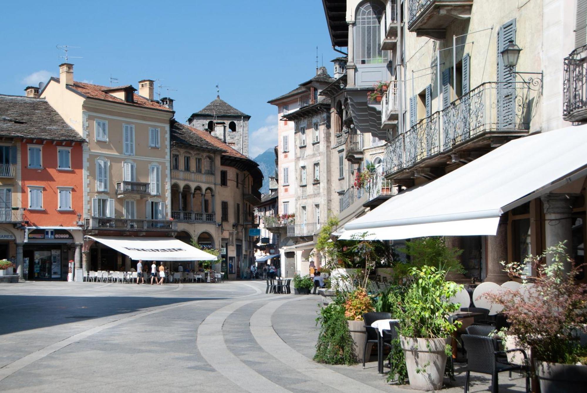 Casa Dell'Edera - Holiday Apartment In Domodossola Exterior foto